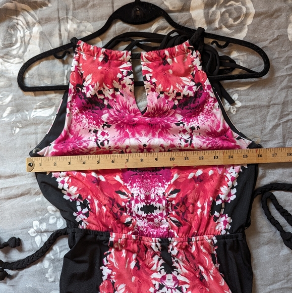 Rick's Maxi Dress - Picture 8 of 10